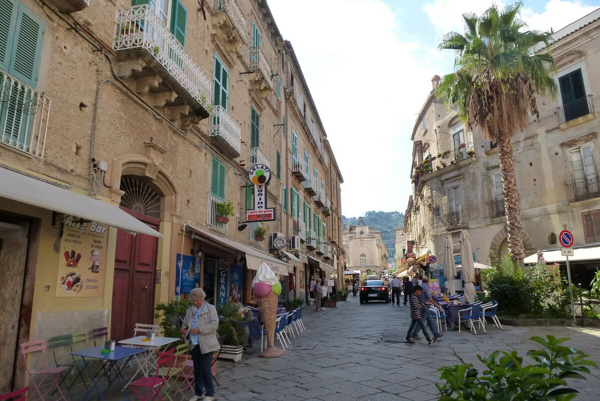 Corso del centro storico di Tropea