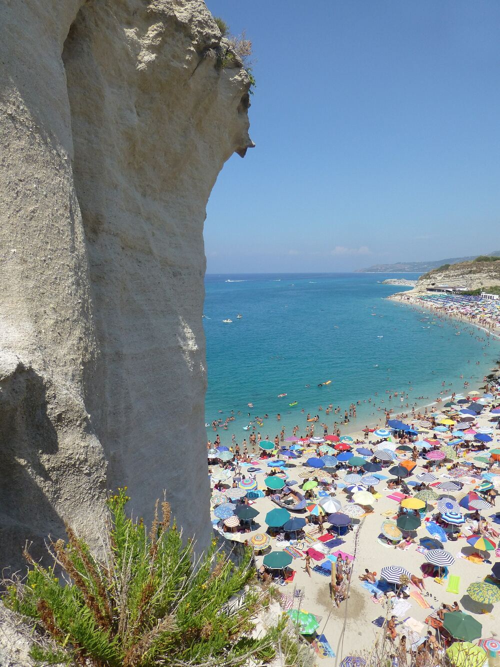 Spiaggia di Tropea vista dalla scogliera